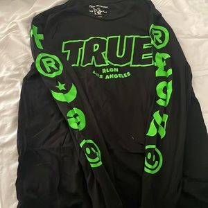 True religion long sleeve black with green riding